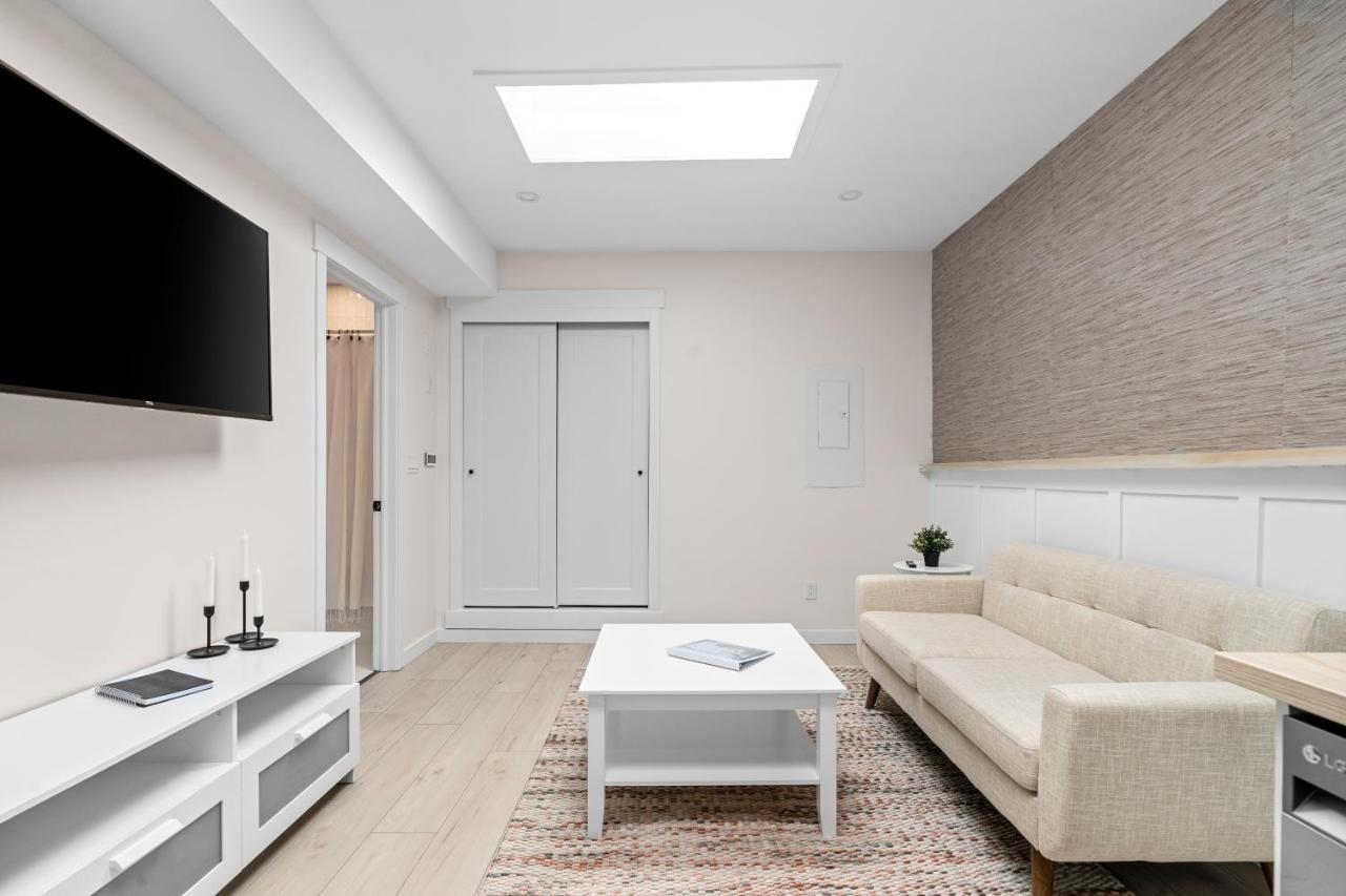 The Olympia: Front Street Flats Apartman Belleville Kültér fotó
